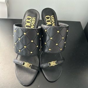 VERSACE JEANS WOMENS STUDDED LEATHER MULES size 38
